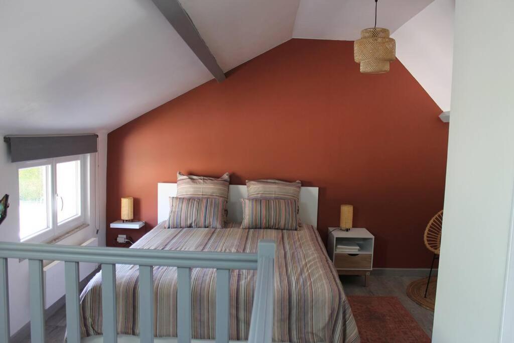 Maison Renovee Atoue Loc Villa Fresnay-sur-Sarthe Exteriör bild